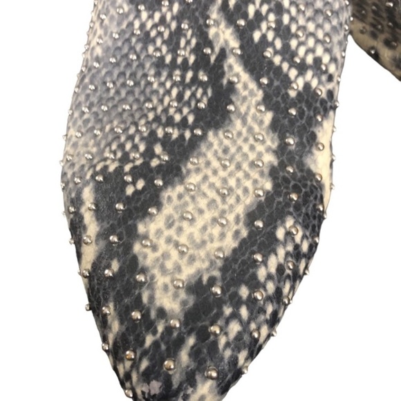 STEVE MADDEN Trace Studded Snakeskin Slide - Picture 3 of 7